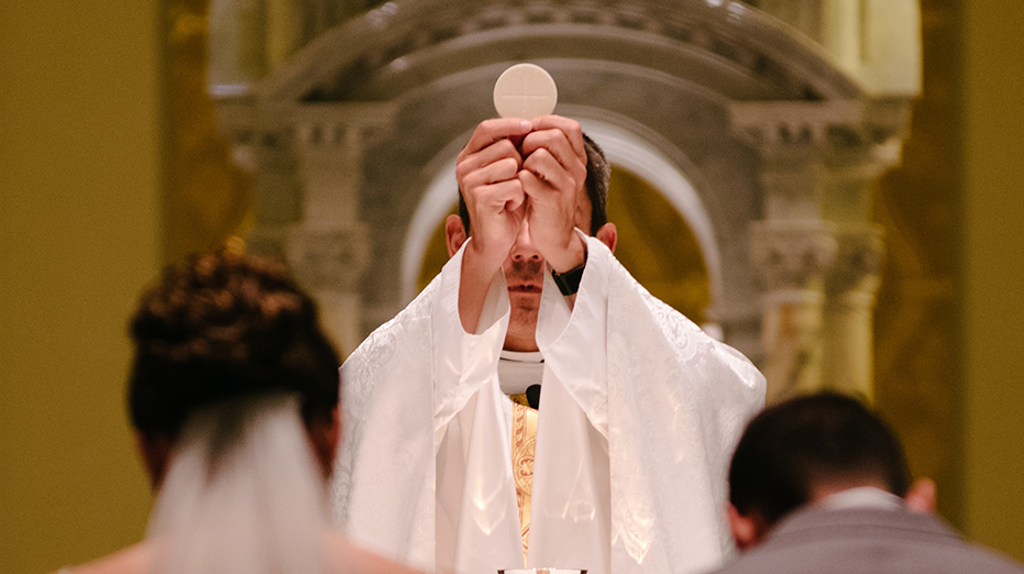 Garland of Roses media Catholic priests to follow